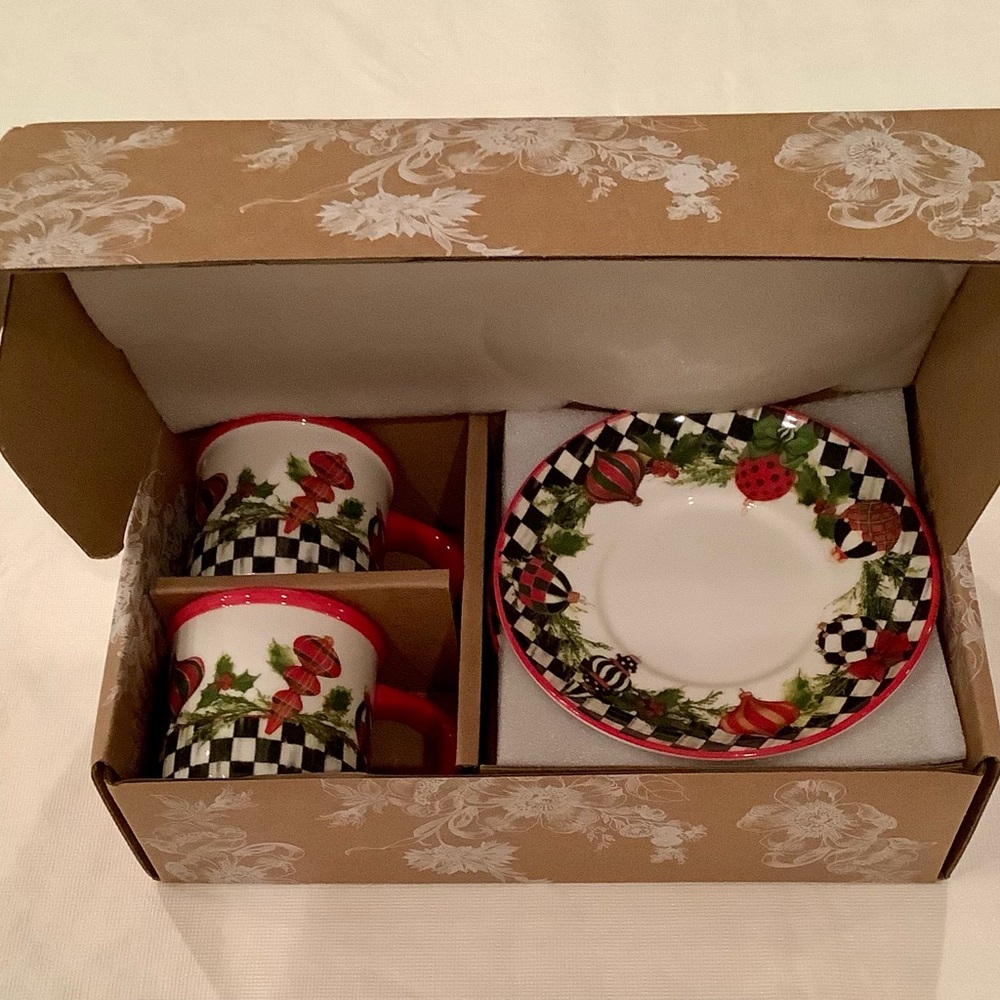 Deck The Halls Espresso Cup & Saucer - Set of 2